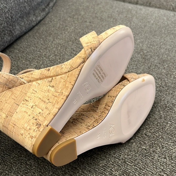 AGL Demi Ankle Strap Wedge Sandal size 36 Made in Italy NWOT - Picture 9 of 15